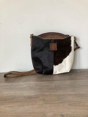 STS Ranchwear “Cowhide Josie Crossbody”